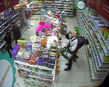 На весьма изощренный способ пошел зеленогорец, желающий употребить спиртное, не заплатив за него ни рубля