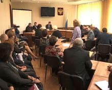 Руководители муниципальных предприятий отчитались главе города о деятельности в сентябре
